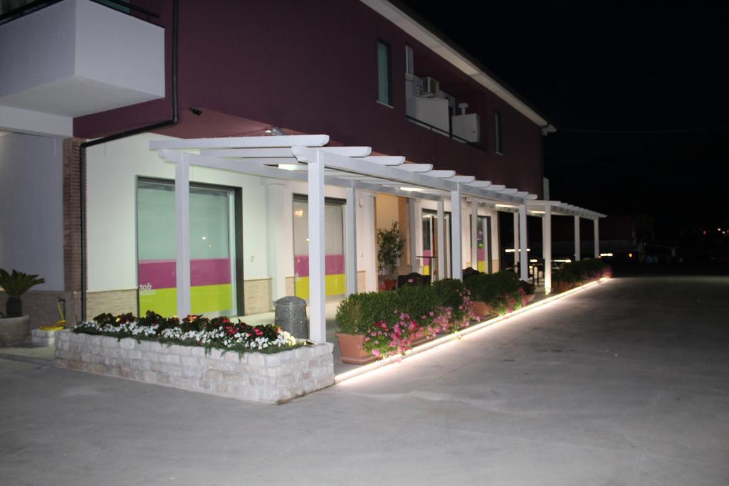 Otto&Mezzo B&B Eboli Zewnętrze zdjęcie